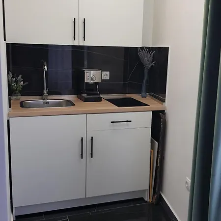 Ivan Apartment *